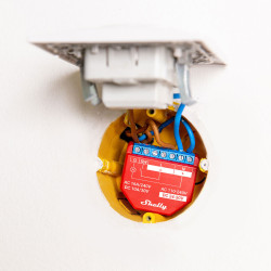 Shelly · Unterputz · "Plus 2PM" · Relais · max. 16A · 2 Kanäle · Messfunktion · WLAN · BT / Rollladenaktor - 209524 - 1
