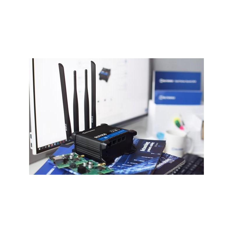 Teltonika · Router · RUT950 · LTE Modem Router/WLAN - 136706 - 7