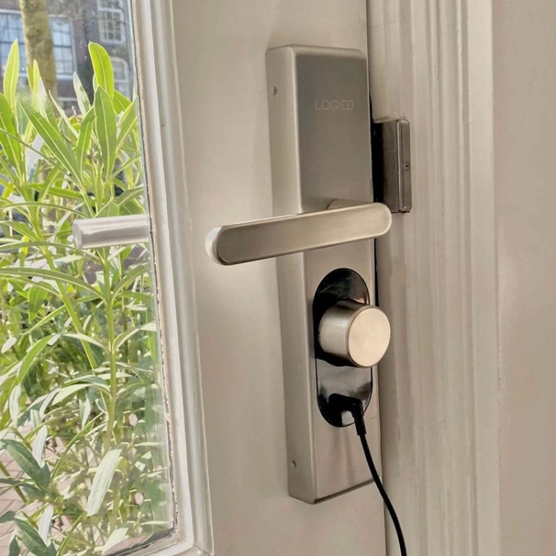 Shelly - "LOQED Power Kit" - Extension for smart door lock - 8x batteries included - 249031 - 6