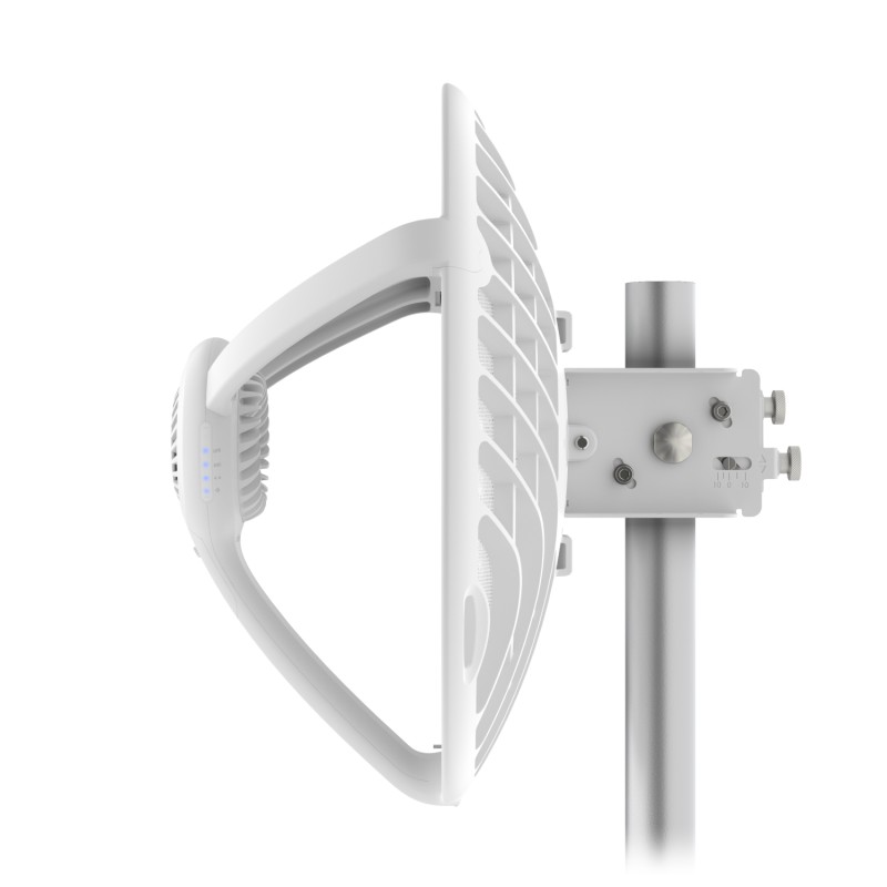 Ubiquiti airFiber PtP bridge &bull 60 GHz &bull 2 Gbps &bull 1x GbE &bull 12+ km &bull AF60-LR - 193322 - 2