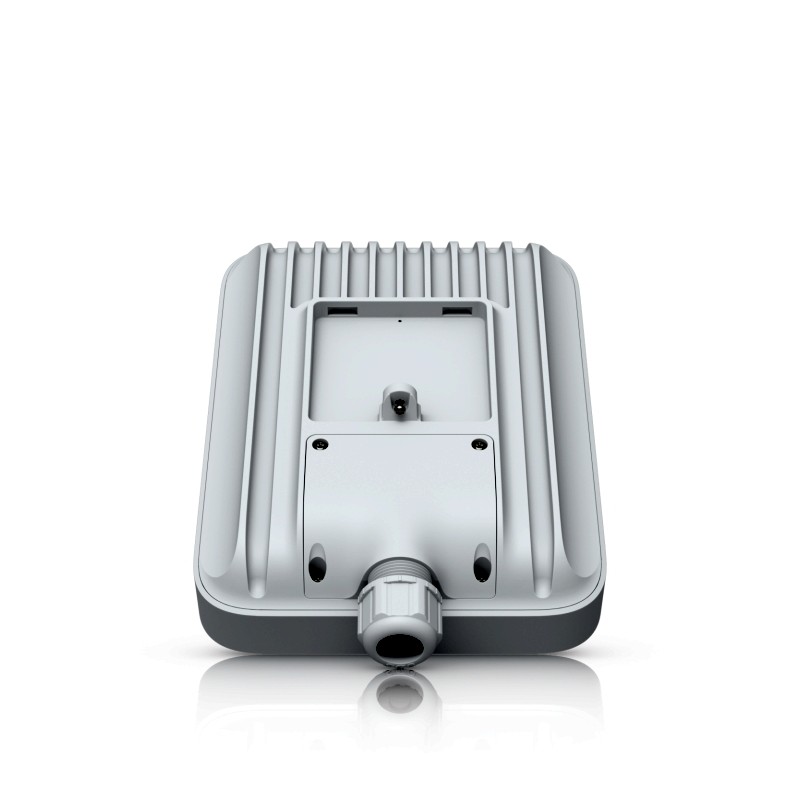 Ubiquiti UniFi 5G Max Outdoor &bull 1x Nano SIM &bull 1x Nano SIM or eSIM &bull 1x 2.5 GbE &bull PoE in &bull U5G-Max-Outdoor - 