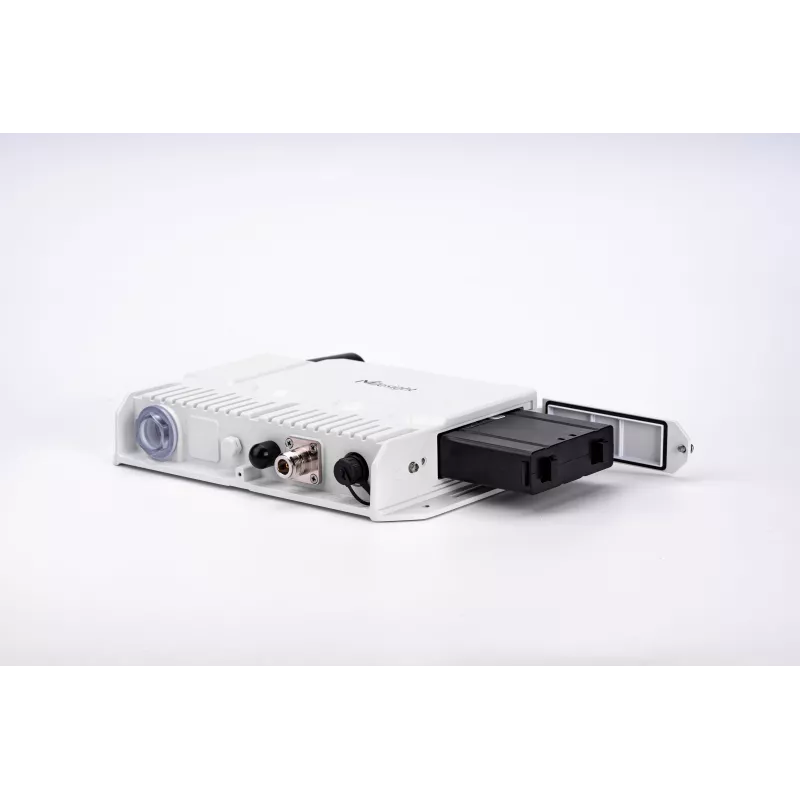 Milesight IoT Ultra Low Power Solar LoRaWAN® Gateway, SG50-L08GL-868M-30W - 221682 - 5
