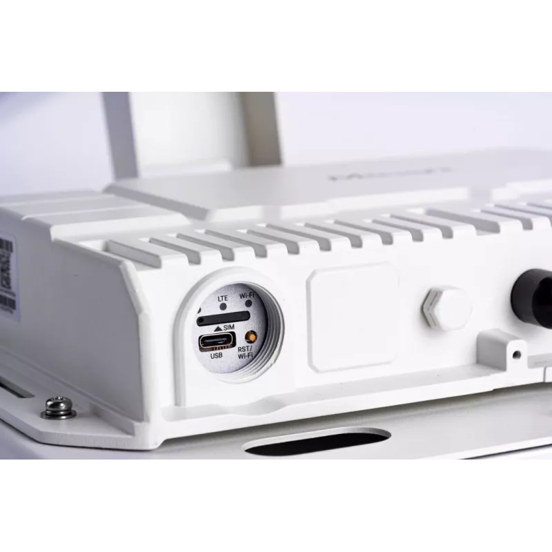 Milesight IoT Ultra Low Power Solar LoRaWAN® Gateway, SG50-L08GL-868M-45W - 228437 - 9